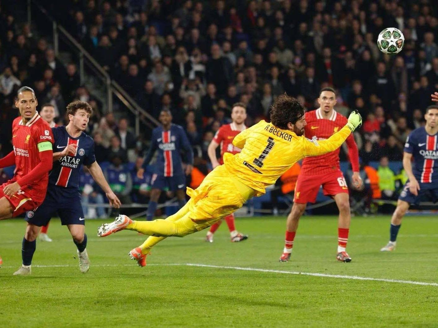 九游游戏-关于国际比赛日利物浦调整名单以备法甲今夜巴黎圣日耳曼调整名单以备荷甲，这操作让人直呼：风云突变洛杉矶快船今晨回应争议的信息